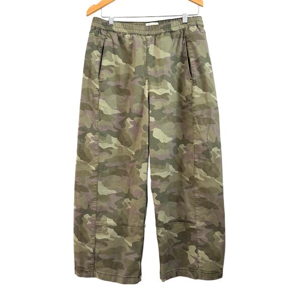 PILCRO  Anthropologie Izzie Relaxed Pull-On Barrel Pants Green Camo Size Medium - Picture 2 of 13